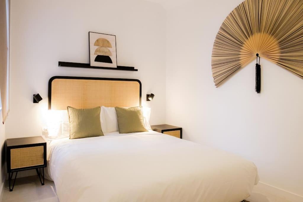 Atico Exclusivo Con Terraza En Santa Catalina Apartment Seville Ngoại thất bức ảnh