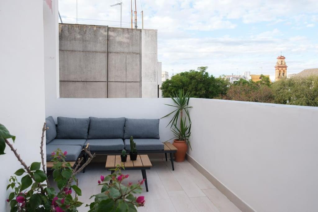 Atico Exclusivo Con Terraza En Santa Catalina Apartment Seville Ngoại thất bức ảnh
