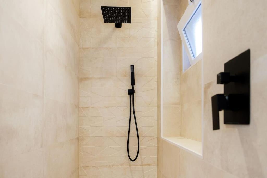 Atico Exclusivo Con Terraza En Santa Catalina Apartment Seville Ngoại thất bức ảnh