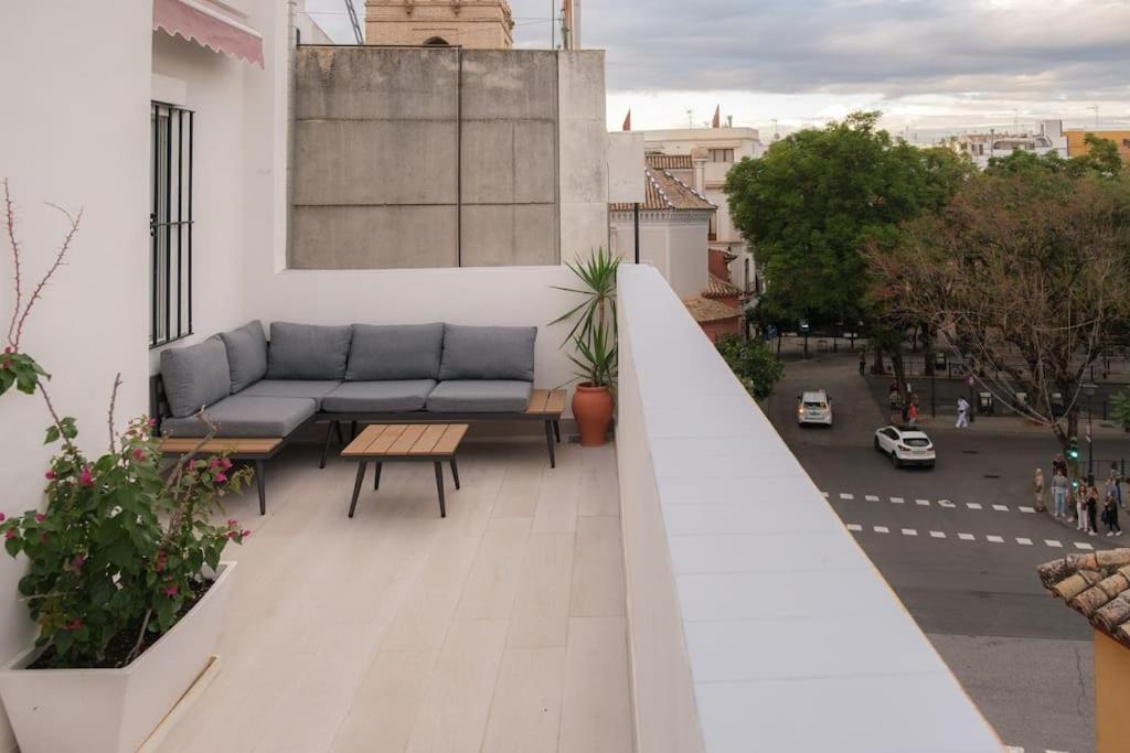 Atico Exclusivo Con Terraza En Santa Catalina Apartment Seville Ngoại thất bức ảnh