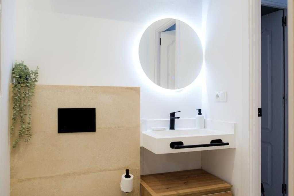 Atico Exclusivo Con Terraza En Santa Catalina Apartment Seville Ngoại thất bức ảnh